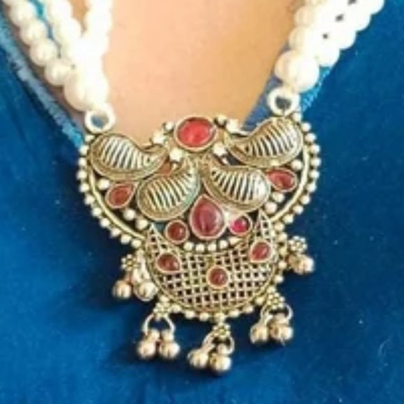 Pearls Beaded Chain Jewelry Set, Tribal Jewelry Set, Beaded Chain Pendant Neckla - Picture 8 of 10